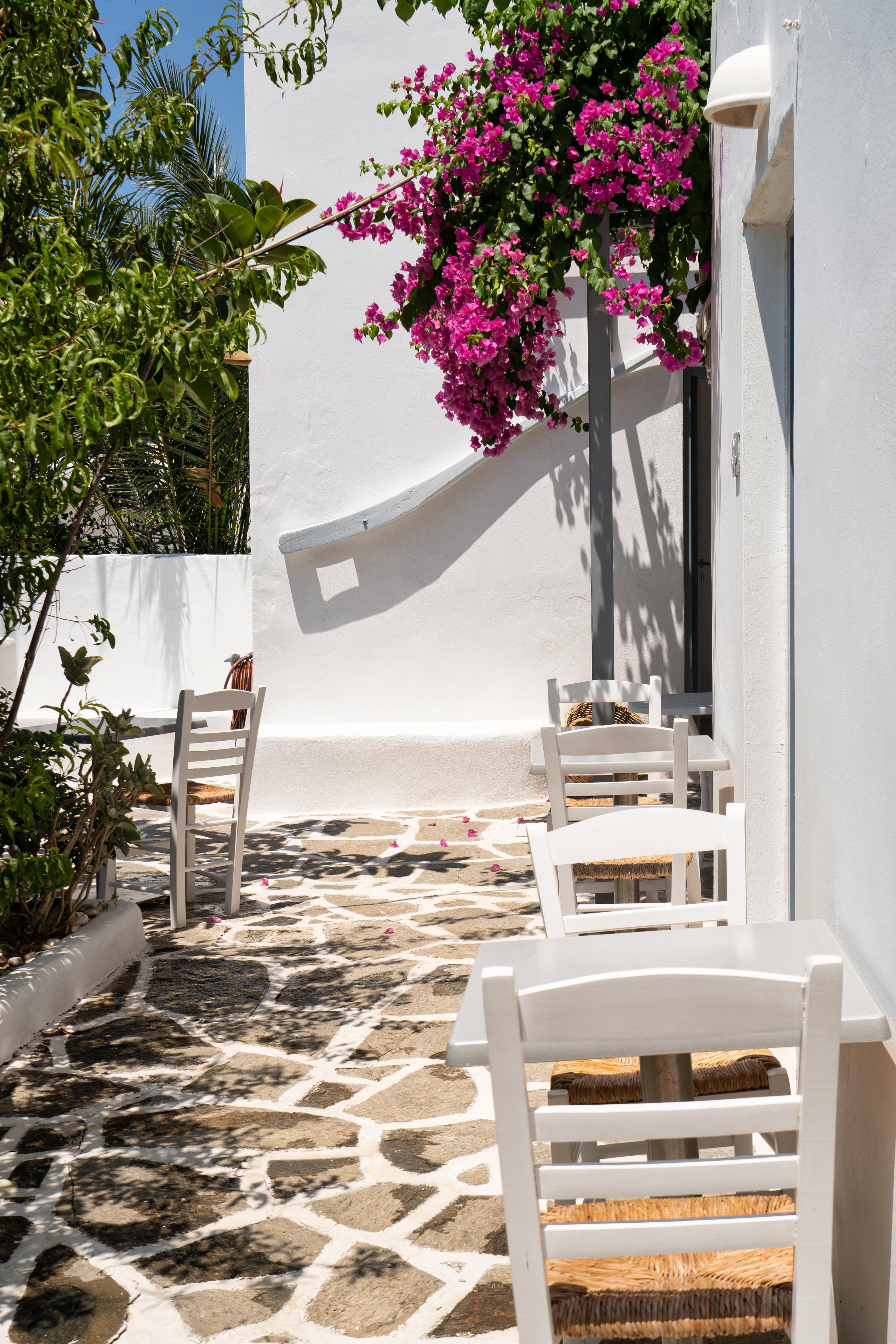 Hotel Iris Науса Екстериор снимка